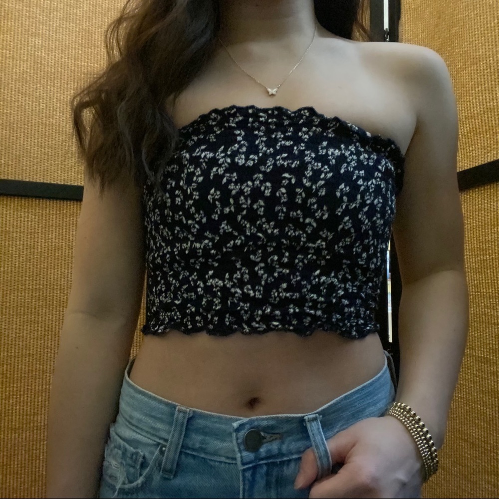 💙BRANDY MELVILLE FLORAL TUBE TOP💙